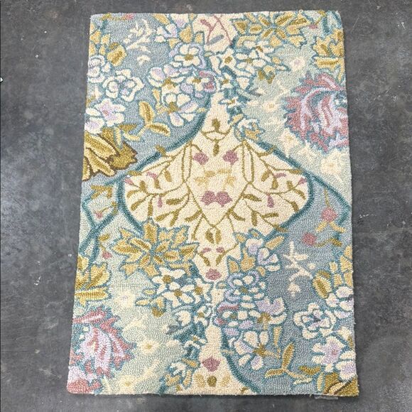 Anthropologie Hand-Tufted Besiana Wool Rug 2” X 3” - Picture 2 of 6